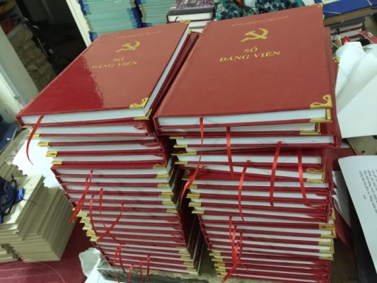 ĐÓNG SỔ SÁCH – SỔ TAY ĐẢNG VIÊN